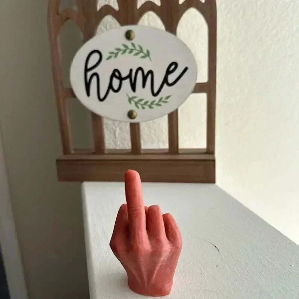 F you candle‎